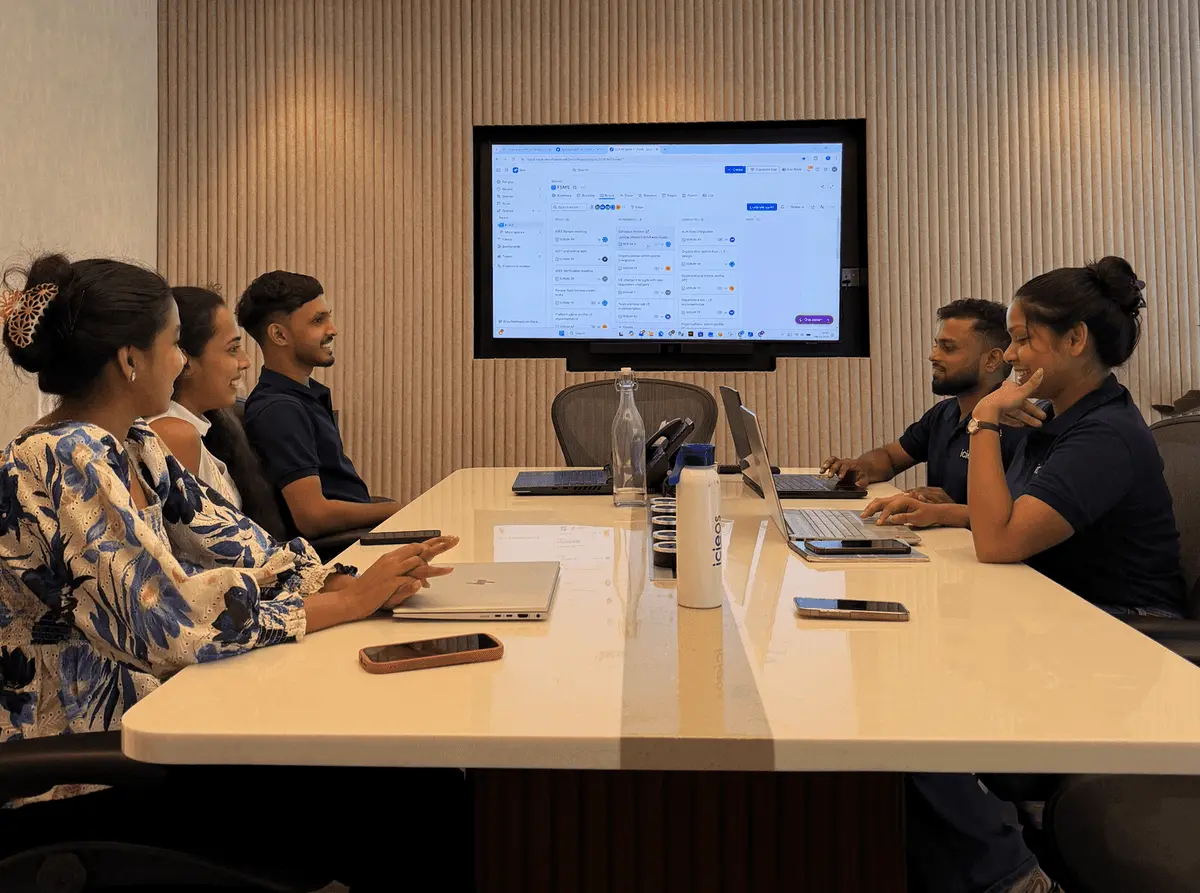 ICIEOS Academy mentors guiding a team session